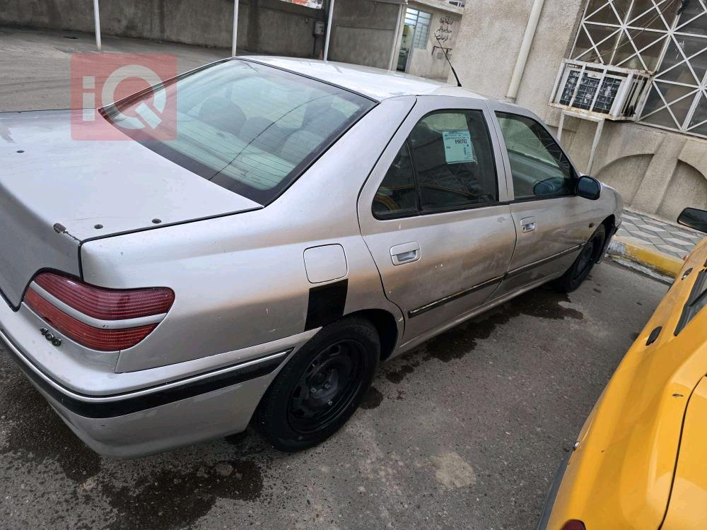 Peugeot 406